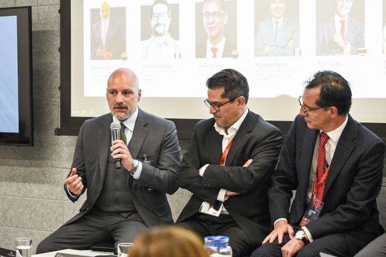 Legal managers from PepsiCo, IBM, Bayer, Uber, Xiaomi and other leading companies share best practices at Foro Gerencias Legales 36 IMG_5849