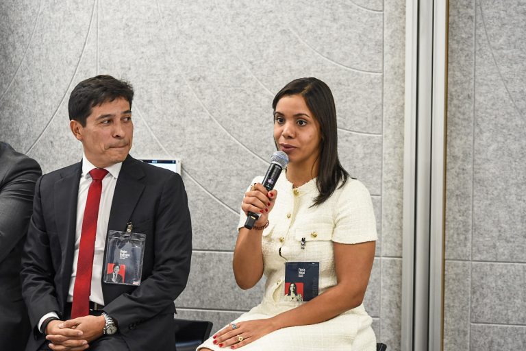 Legal managers from PepsiCo, IBM, Bayer, Uber, Xiaomi and other leading companies share best practices at Foro Gerencias Legales 41 IMG_5881